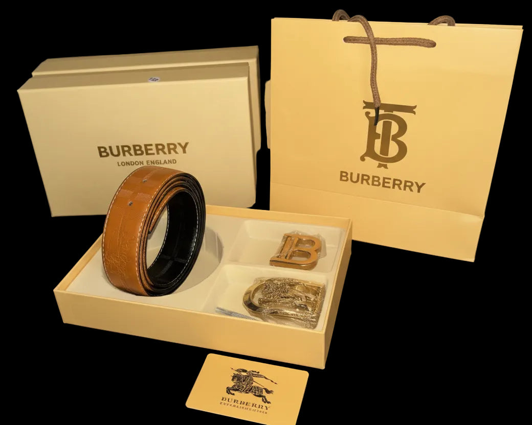 Burberry belt, reversible, leather with two belt buckles